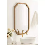 Kate & Laurel All Things Decor Specchio da parete Glenby Scallop oro 24"X36"