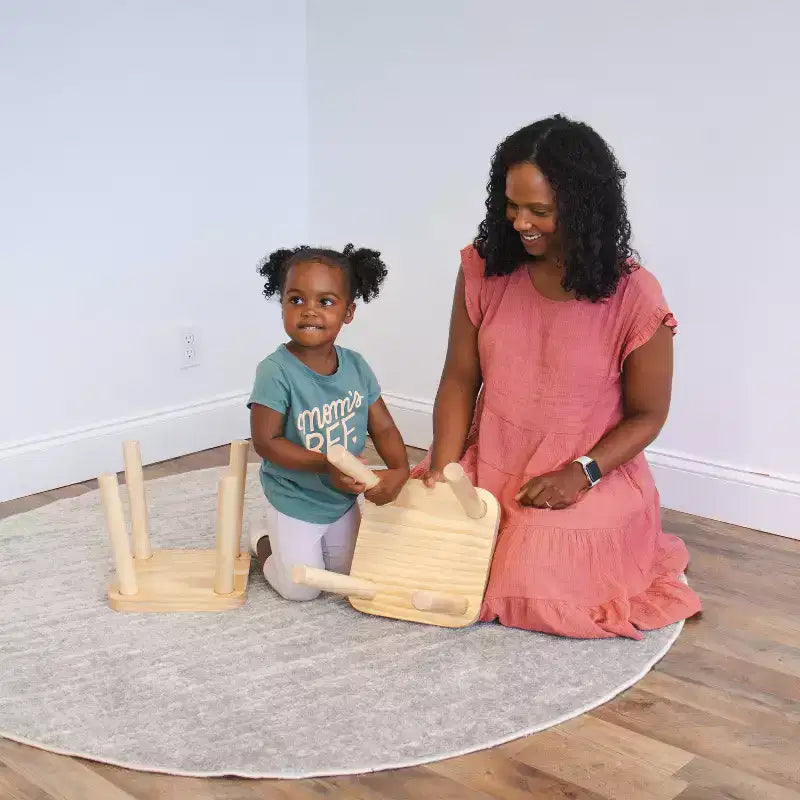 Humble Crew Set 2 Sgabelli per Bambini Legno Naturale: SL143, Design a Grana di Legno, Sedie Senza Braccioli, Pulizia a Macchia, Garanzia di 90 Giorni