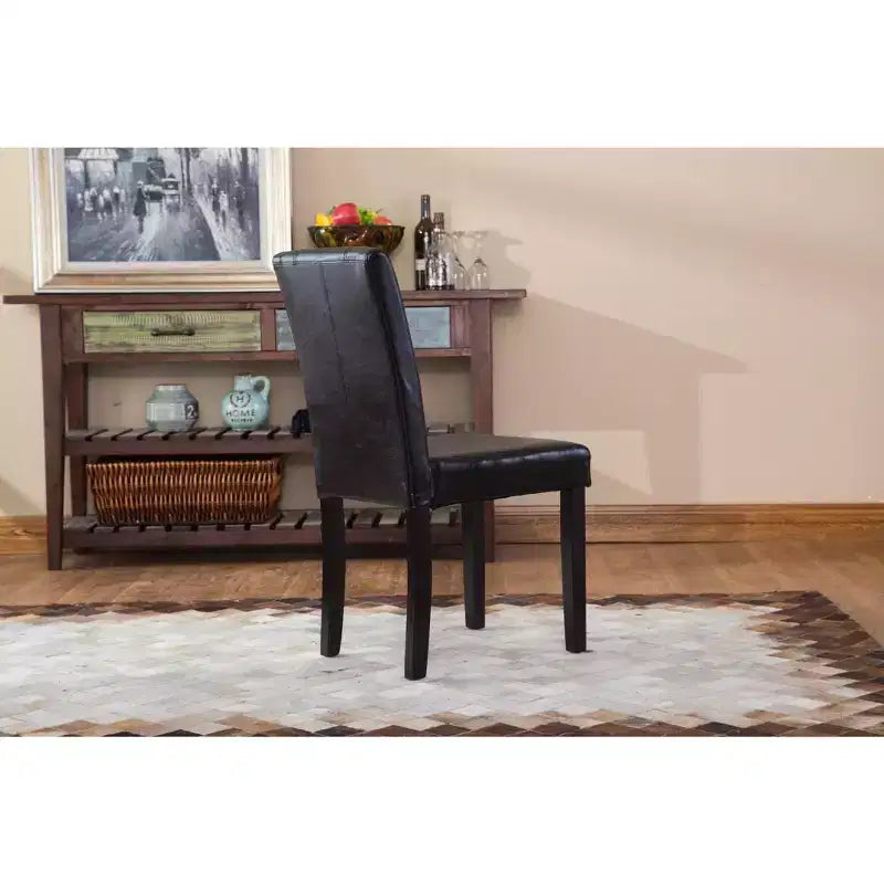 Sedie Parson con imbottitura in similpelle e legno massello Roundhill Urban Style, nero, set da 2