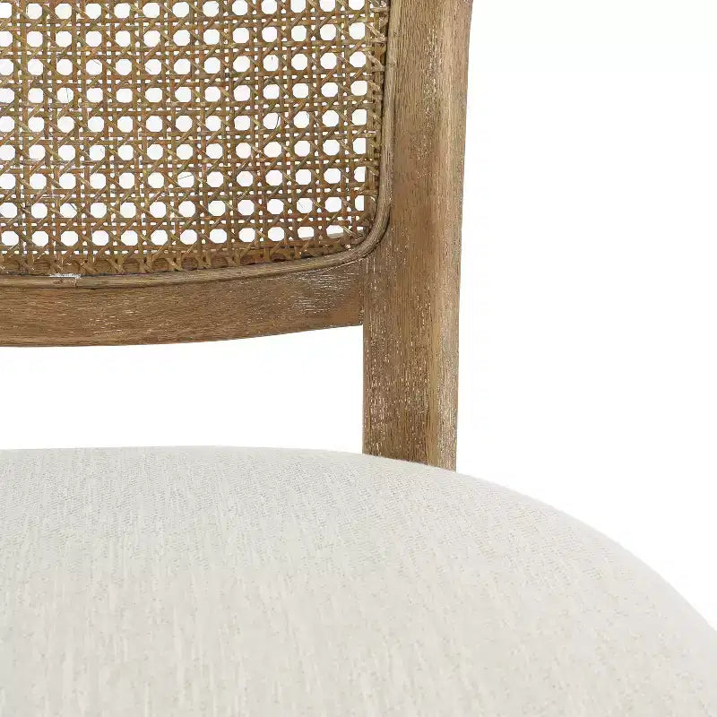 GDFStudio Wreecy Sedia da pranzo imbottita in legno di caucciù con schienale in rattan e poggiapiedi, marrone chiaro