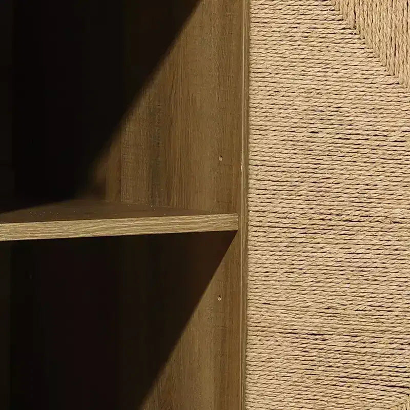 Mobile a 2 ante con corde in stile Mid-Century Modern LuxenHome con gambe in legno, colore naturale