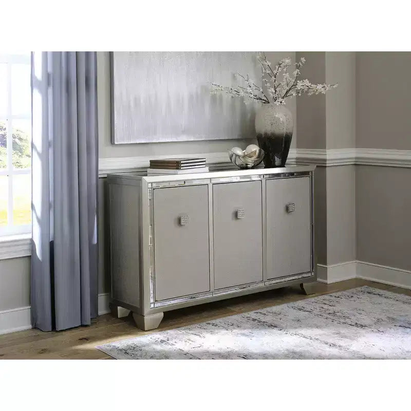 Mobile accentato contemporaneo Chaseton color champagne Signature Design by Ashley