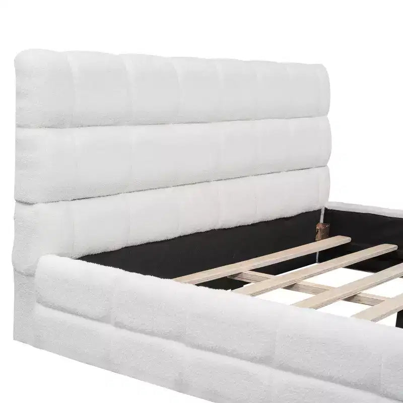 Letto a piattaforma Whisen Elegant Queen Size completamente imbottito con testiera