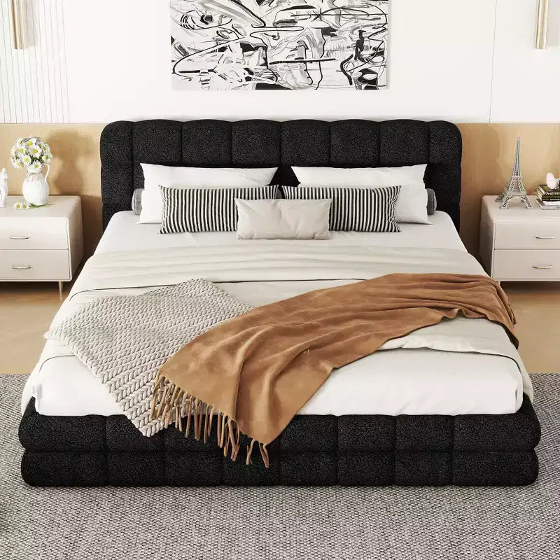 Letto a piattaforma Whisen Elegant Queen Size completamente imbottito con testiera