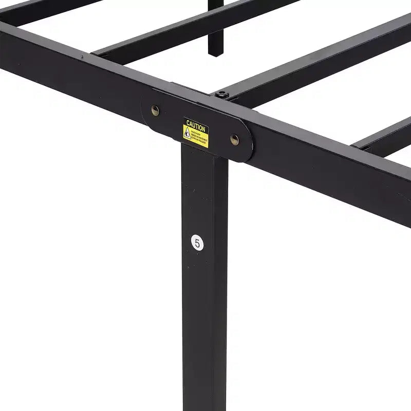 VECELO Letto Matrimoniale/King Size con Testiera in Legno, Base a Rete in Metallo Senza Necessità di Rete a Molle con Robuste Doghe in Acciaio, Marrone