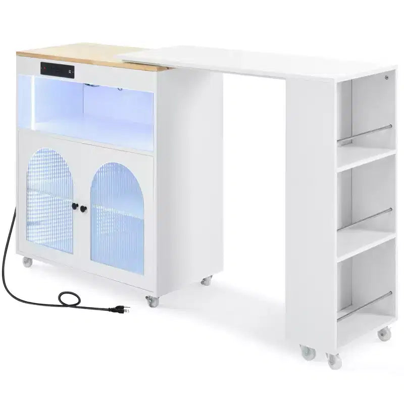 Isola da Cucina con Ruote con Tavolo Estensibile, Luci LED, Prese di Corrente, Ante in Vetro, Contenitori e Ripiani Aperti