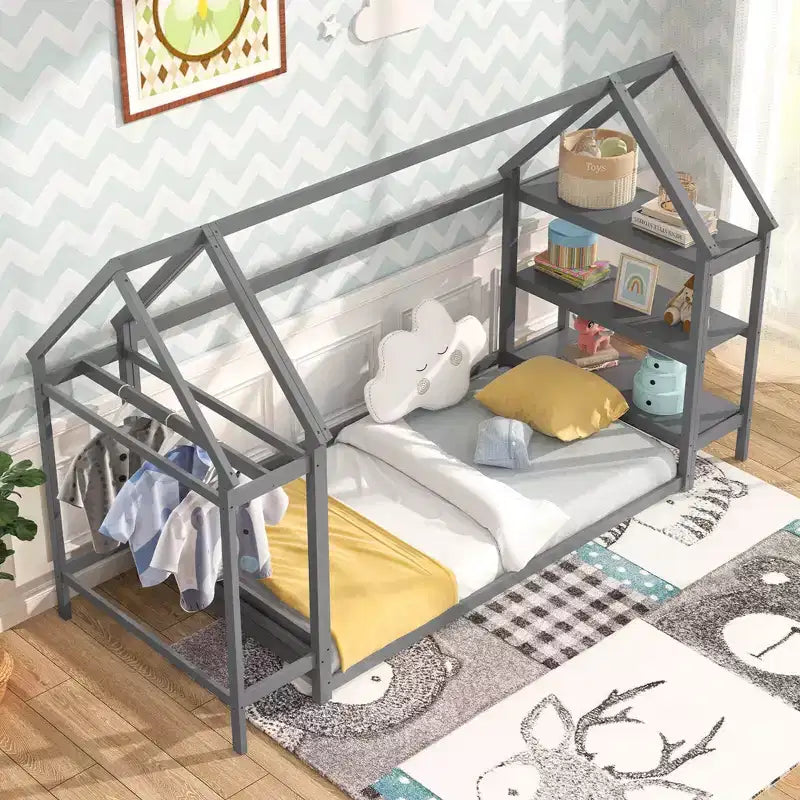 Letto a capanna Costway Twin Size Montessori a pavimento con ripiani rimovibili Grigio/Bianco