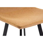 Sgabello da bar LeisureMod Elland con rivestimento in pelle - Sgabello moderno ad altezza bancone con gambe e poggiapiedi in ferro per cucina, bar e pub, set da 2