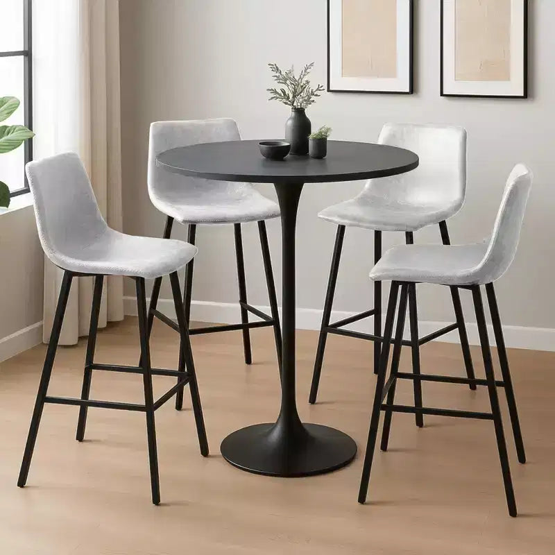 Sgabello da bar LeisureMod Elland con rivestimento in pelle - Sgabello moderno ad altezza bancone con gambe e poggiapiedi in ferro per cucina, bar e pub, set da 2