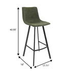 Sgabello da bar LeisureMod Elland con rivestimento in pelle - Sgabello moderno ad altezza bancone con gambe e poggiapiedi in ferro per cucina, bar e pub, set da 2