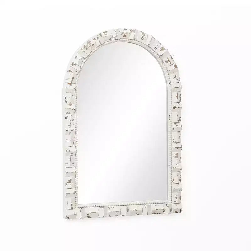 Specchio da parete LuxenHome, rettangolare, ad arco, invecchiato, bianco, alto 91 cm, decorativo e da toeletta