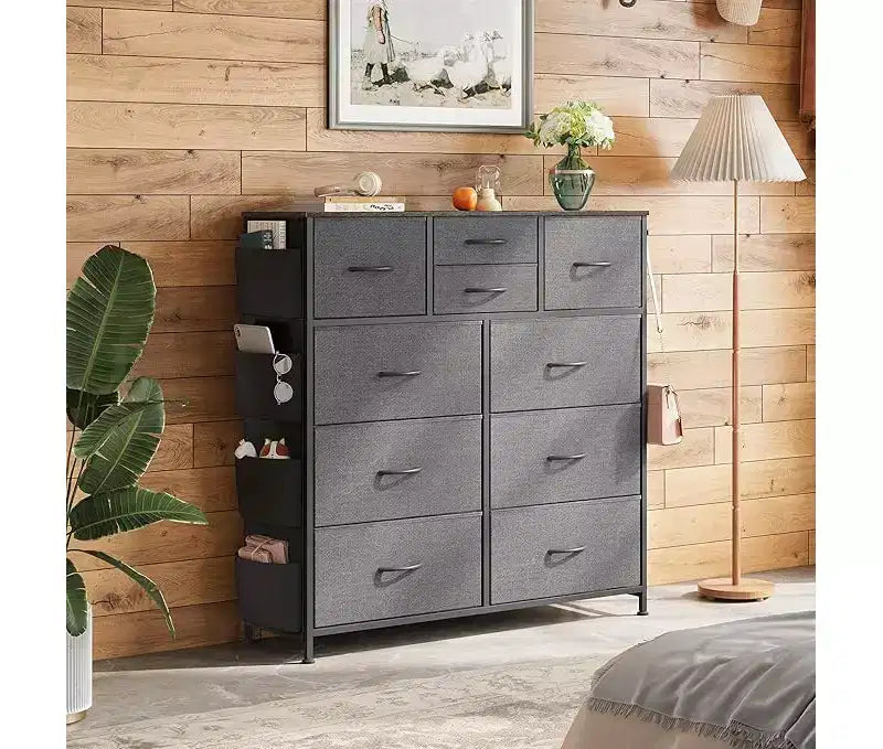 Cassettiera in tessuto a 10 cassetti, Robusto organizer con struttura in metallo con tasche laterali e ganci per camera da letto, soggiorno, corridoio, nero