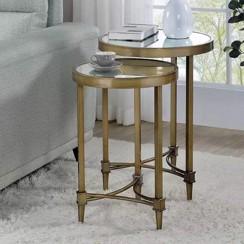 Acme Furniture Aditya Set di 2 tavolini impilabili da 45,7 cm in ottone e a specchio