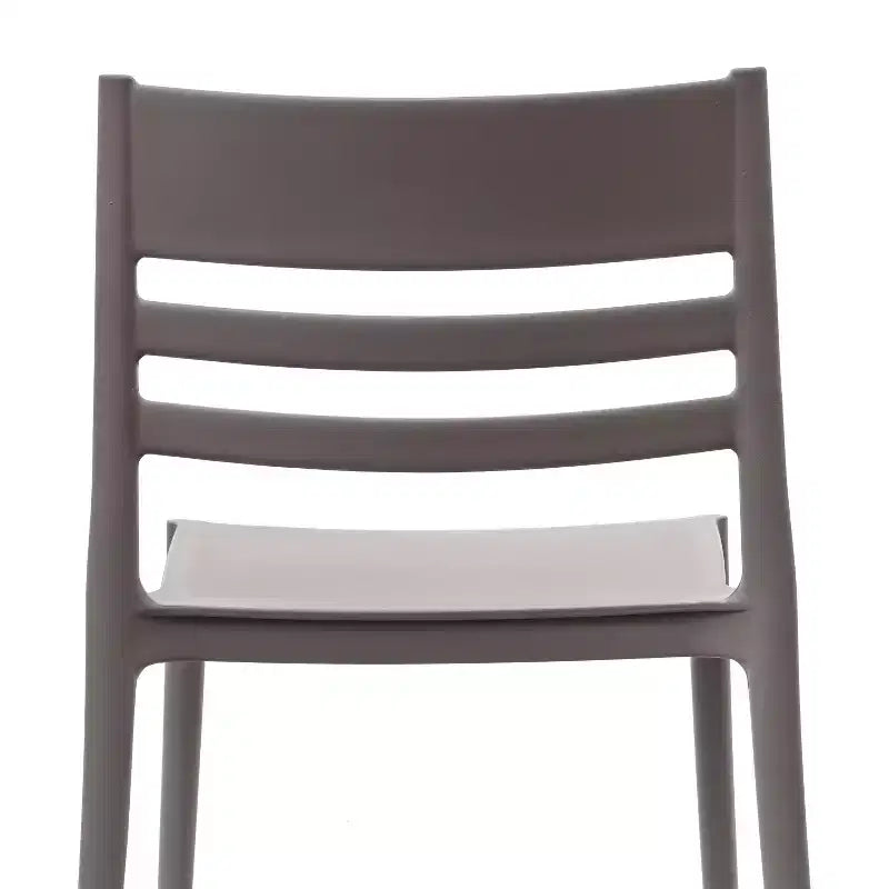Flash Furniture Bridgeport Set di 4 sedie impilabili da interni-esterni per patio con schienale a doghe, sedia commerciale in resina per tutte le stagioni