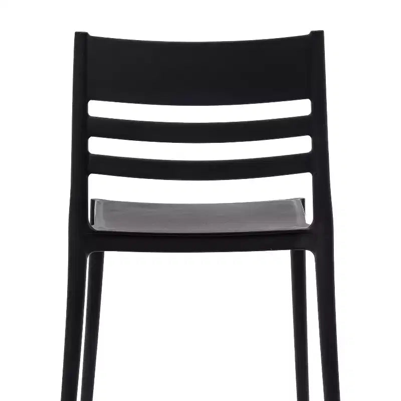 Flash Furniture Bridgeport Set di 4 sedie impilabili da interni-esterni per patio con schienale a doghe, sedia commerciale in resina per tutte le stagioni