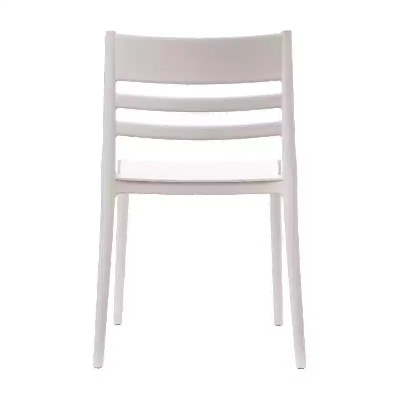Flash Furniture Bridgeport Set di 4 sedie impilabili da interni-esterni per patio con schienale a doghe, sedia commerciale in resina per tutte le stagioni