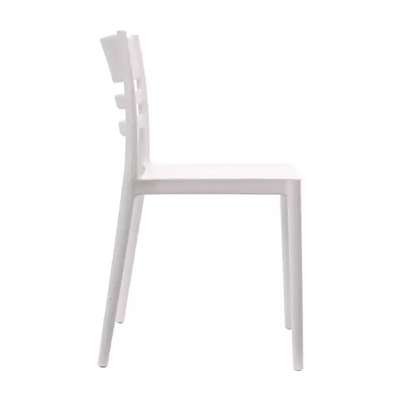 Flash Furniture Bridgeport Set di 4 sedie impilabili da interni-esterni per patio con schienale a doghe, sedia commerciale in resina per tutte le stagioni