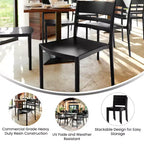 Flash Furniture Bridgeport Set di 4 sedie impilabili da interni-esterni per patio con schienale a doghe, sedia commerciale in resina per tutte le stagioni