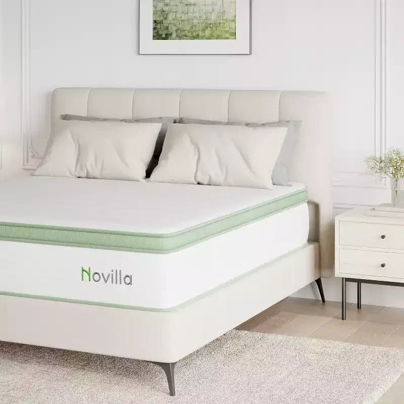 Materasso Novilla 12 pollici, a rigidità media, ibrido in memory foam/molle insacchettate, in scatola, con isolamento del movimento