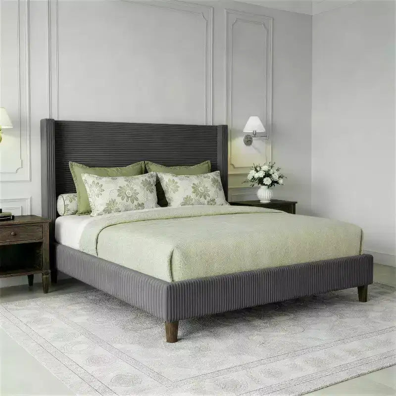Dyonery Letto Imbottito Queen con Testiera ad Ala Alta 130 cm, Gambe in Legno Massello, Nessuna Rete a Molle Necessaria, Lino Beige, Stile Moderno