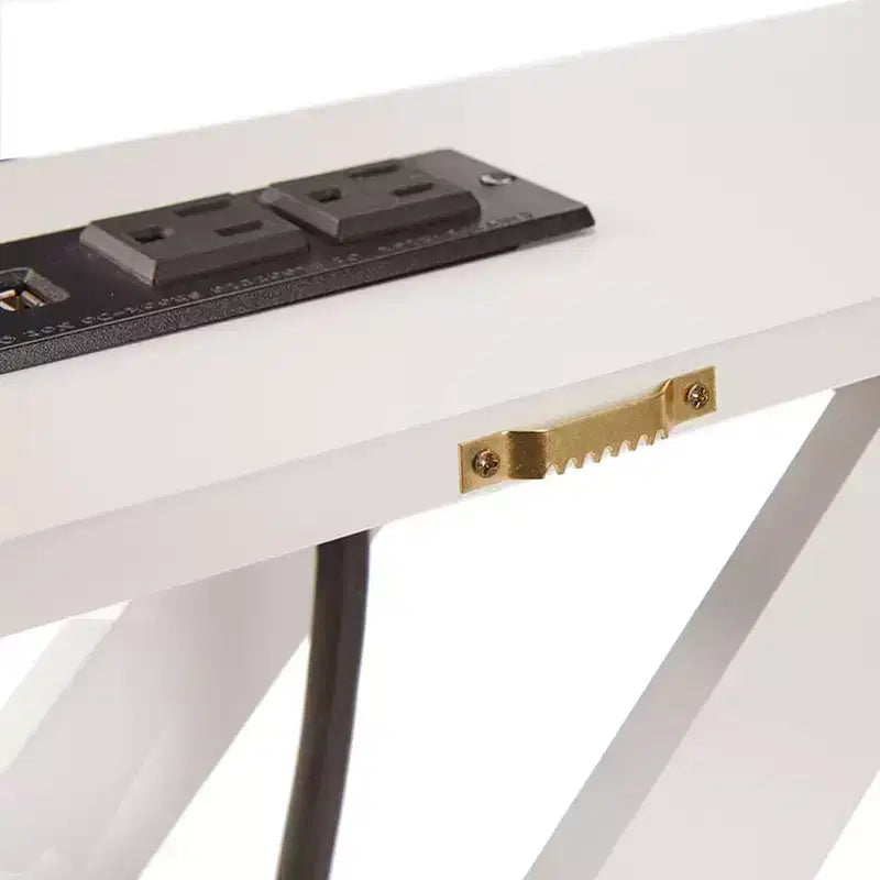 Consolle stretta da tavolo con presa incorporata The Lakeside Collection 33H -