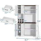 Dispensa da Cucina Bianca Alta 71" con Stazione di Ricarica, Credenza Autoportante Stile Farmhouse con Supporto per Microonde e Cassetti e Mobile Bar per Vini