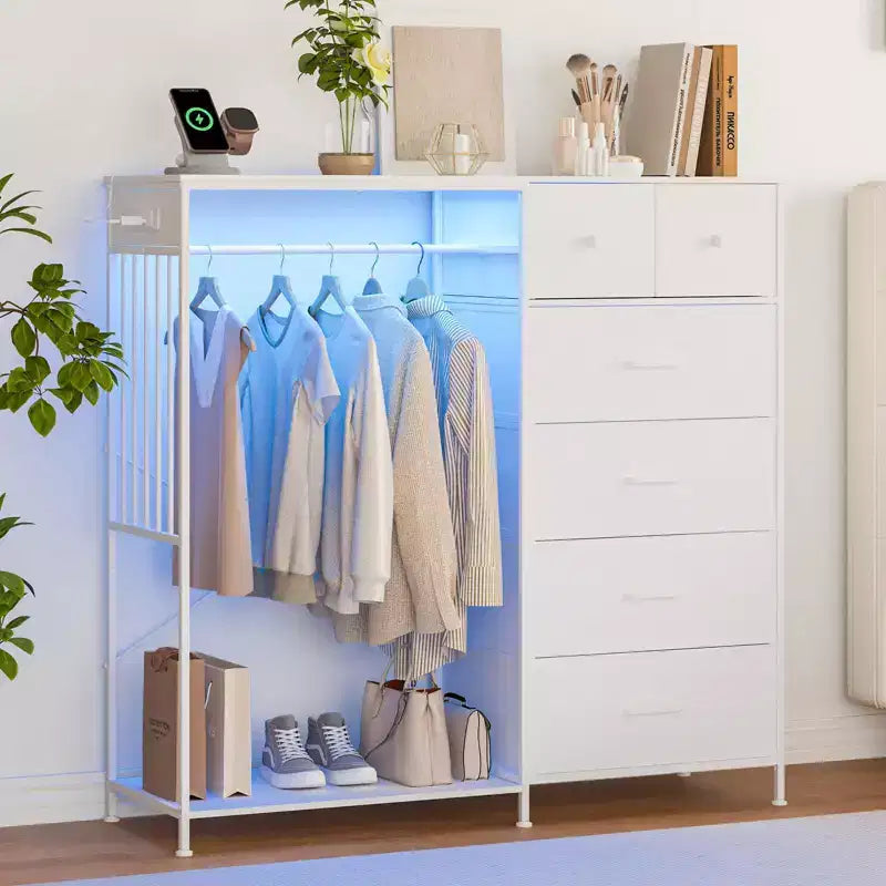 Comò a 6 cassetti con appendiabiti, Comò con stazione di ricarica e luci a LED, Comò per bambini con scarpiera, Cassettiera per camera da letto