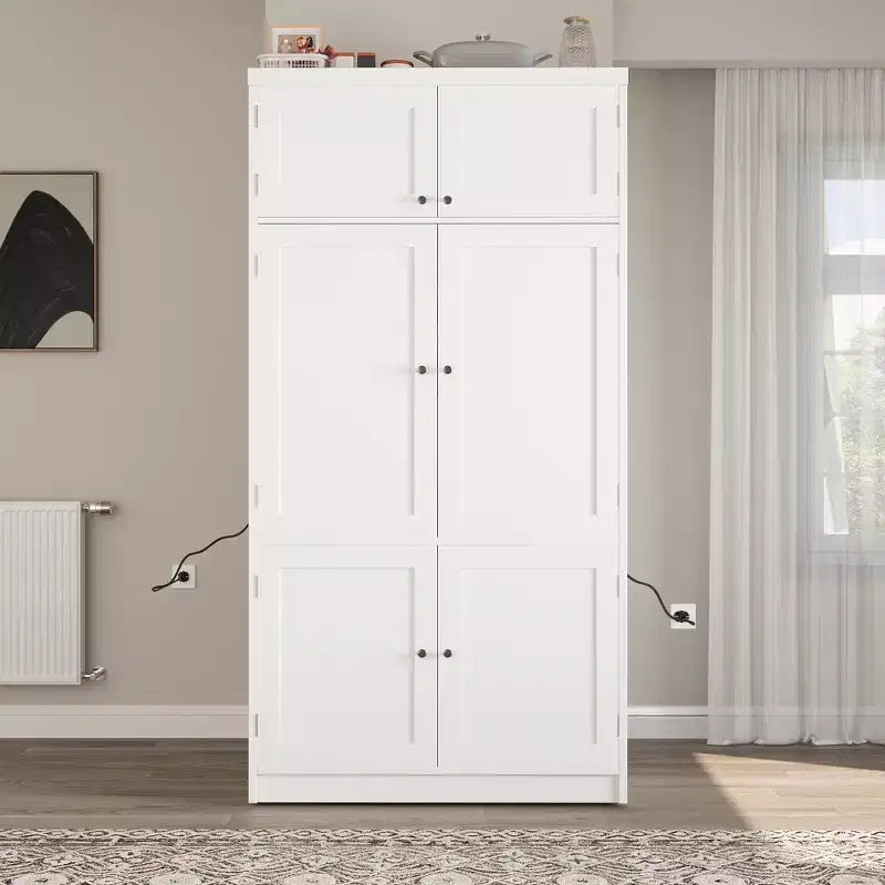GDFStudio Hallie Dispensa Grande per Cucina Stile Shaker con 2 Prese Elettriche, Ripiani Regolabili e Mensole sull'Anta
