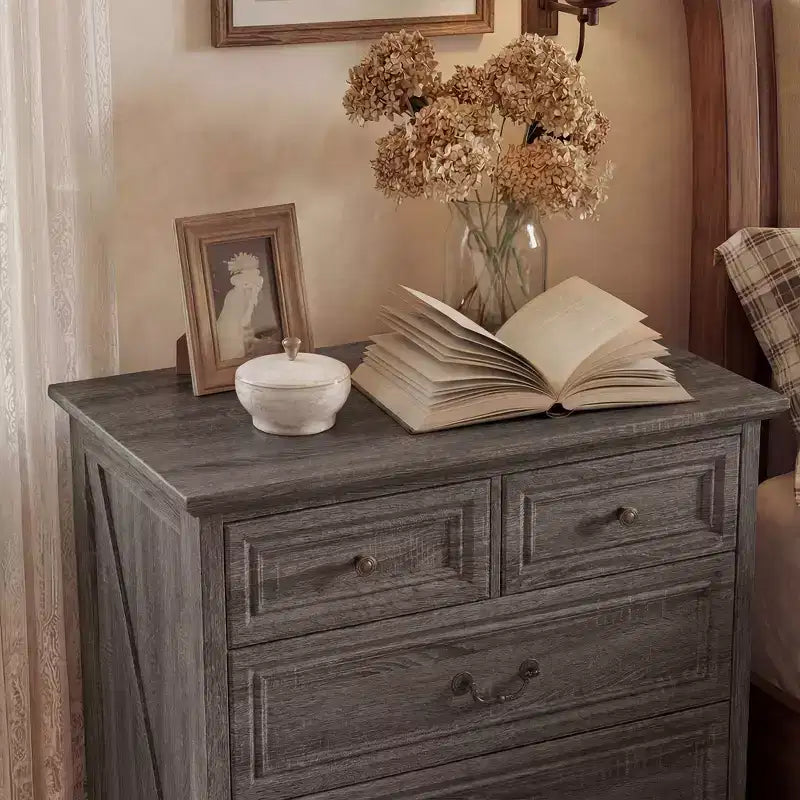Comodino Famapy Farmhouse, Comò a 5 Cassetti con Pomelli in Bronzo Antico, per Camera da Letto, Comodino Cassettiera Effetto Invecchiato