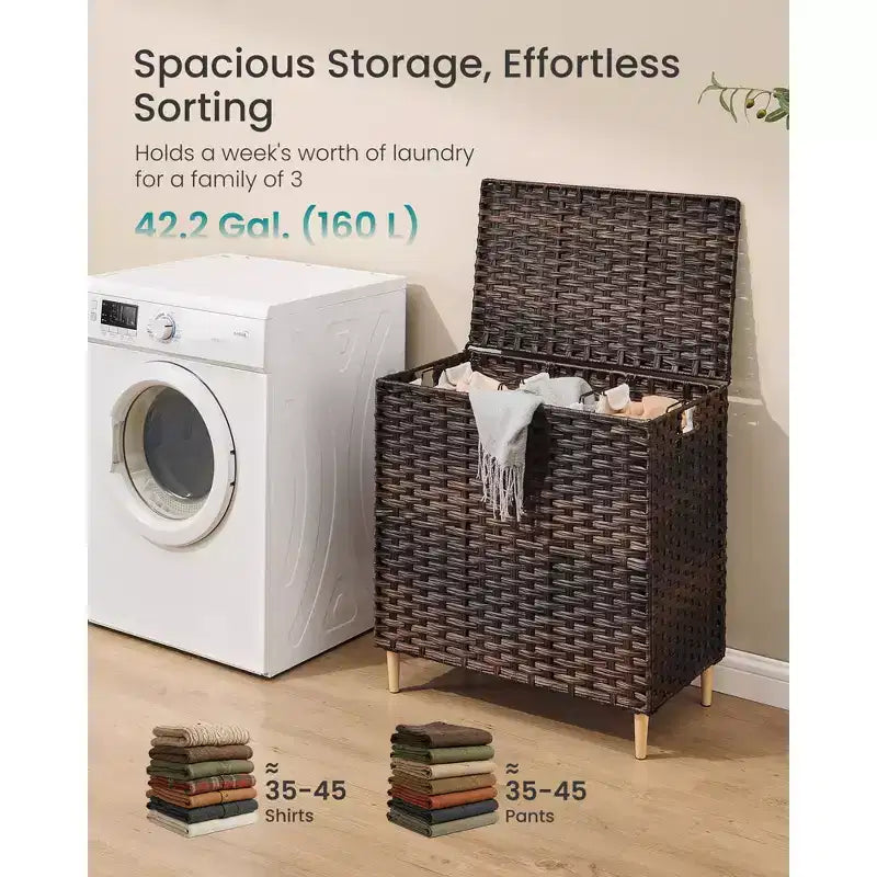 SONGMICS Cesto Portabiancheria con Coperchio, Cesto Portabiancheria in PE Rattan con Fodera Rimovibile, Contenitore, Scomparti per il Lavaggio a 3 Sezioni, 160 L