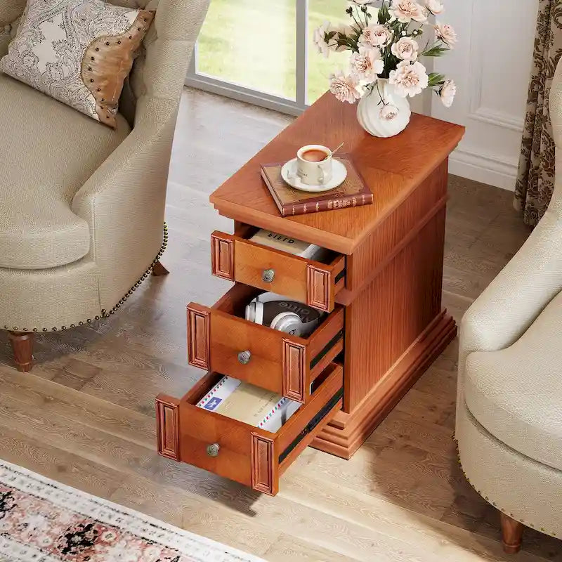 Tavolino stretto vintage con tre cassetti per salotti