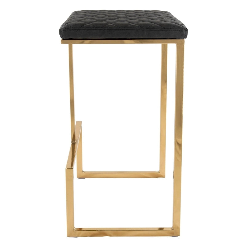 Sgabello da bar moderno in pelle Quincy con seduta quadrata imbottita in metallo dorato e poggiapiedi per bar di casa e bancone da cucina
