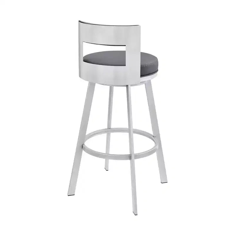 Sgabello da bar Armen Living Flynn in metallo e similpelle, altezza bancone, girevole, 26", argento/grigio