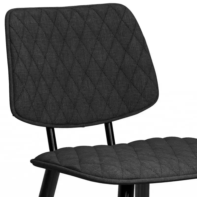 Set di 2 sgabelli da bar WyndenHall Skyla altezza bancone grigio antracite: Dettaglio a rombi trapuntato, Struttura in compensato, Imbottitura in schiuma
