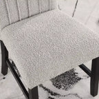 HOMES: Inside + Out Set di 2 sedie da pranzo moderne imbottite in boucle Rosethorn Grigio