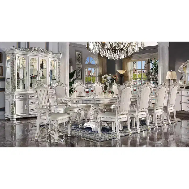 Tavolo da pranzo Vendome da 136" con finitura perla antica - Acme Furniture: Classico a doppio piedistallo, 10 posti, struttura in resina