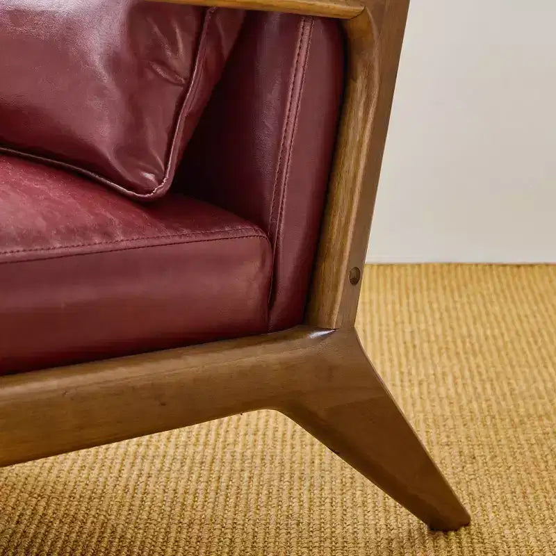 Poltrona con braccioli in similpelle stile Mid-Century Modern, struttura in legno di gomma noce, bordeaux - Glitzhome: Imbottita, capacità 136 kg