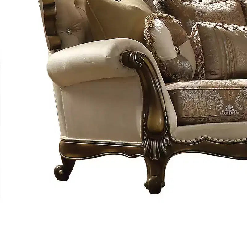 Divano Latisha 74" color Tan, tessuto fantasia e finitura rovere antico - Acme Furniture: Divanetto imbottito tradizionale, design capitonné