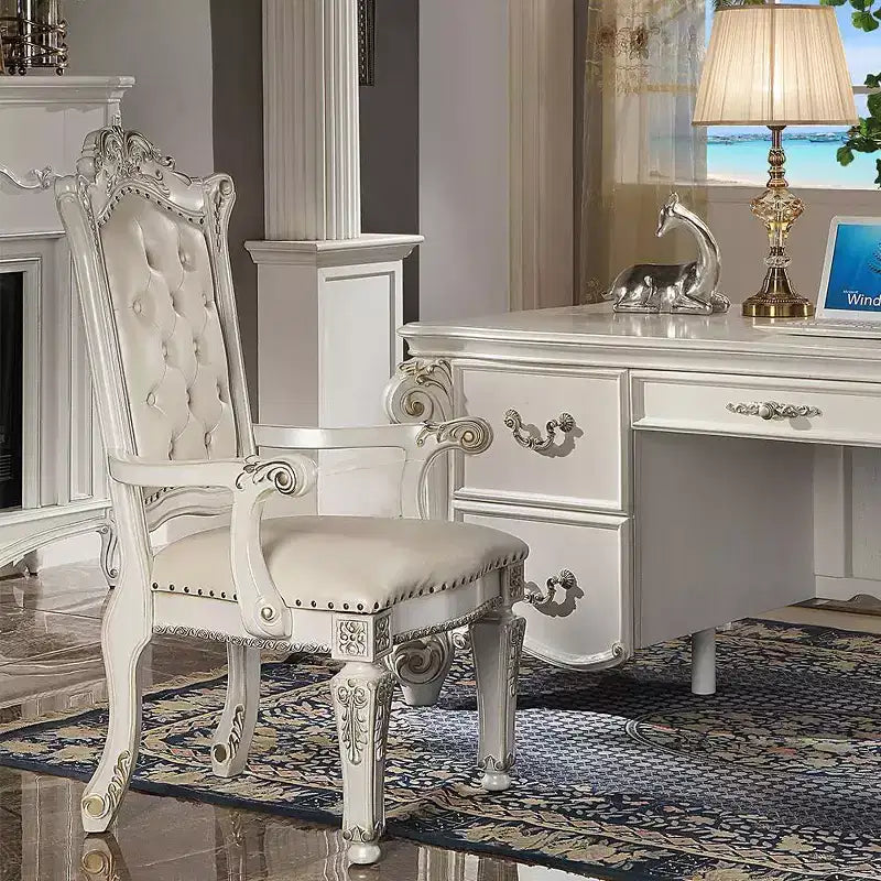 Poltrona d'accento Vendome da 24" in similpelle/finitura perla anticata - Acme Furniture