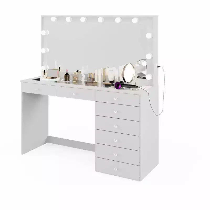Cassettiera trucco bianca Johanna con pomelli in cristallo illuminati - Boahaus: Specchio Hollywood, 8 cassetti, porta USB