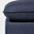 Pouf poggiapiedi rivestito in tessuto blu - Threshold™ designed with Studio McGee