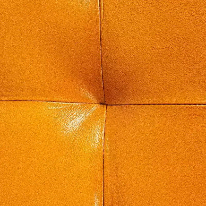 Panchina in Pelle di Capra "Storied Home" Tabacco: Telaio in Legno di Mango, Pouf Rettangolare Imbottito, Assemblaggio per Adulti
