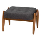 Poggiapiedi Pouf Jeanine in Tessuto e Legno Grigio Scuro/Marrone Noce - Baxton Studio: Ispirazione Japandi, Struttura in Legno di Gomma, Trapuntatura a Bottone
