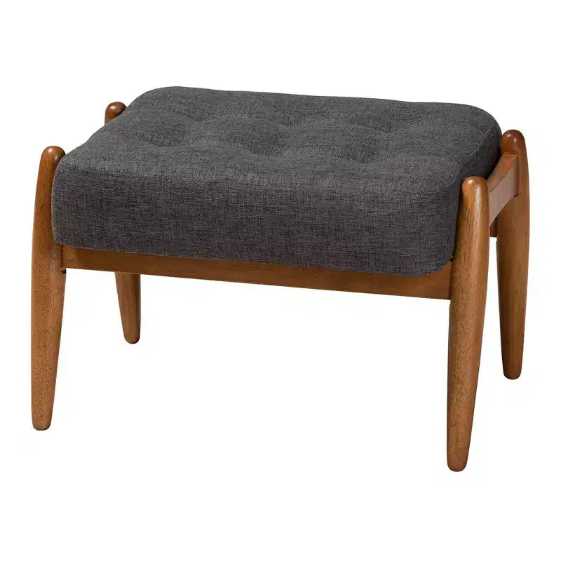 Poggiapiedi Pouf Jeanine in Tessuto e Legno Grigio Scuro/Marrone Noce - Baxton Studio: Ispirazione Japandi, Struttura in Legno di Gomma, Trapuntatura a Bottone