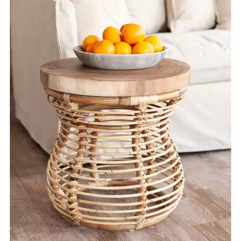 Tavolino Orinda con piano in legno 22.44" Orientale: Nessun assemblaggio richiesto, Legno di mango, Struttura in rattan