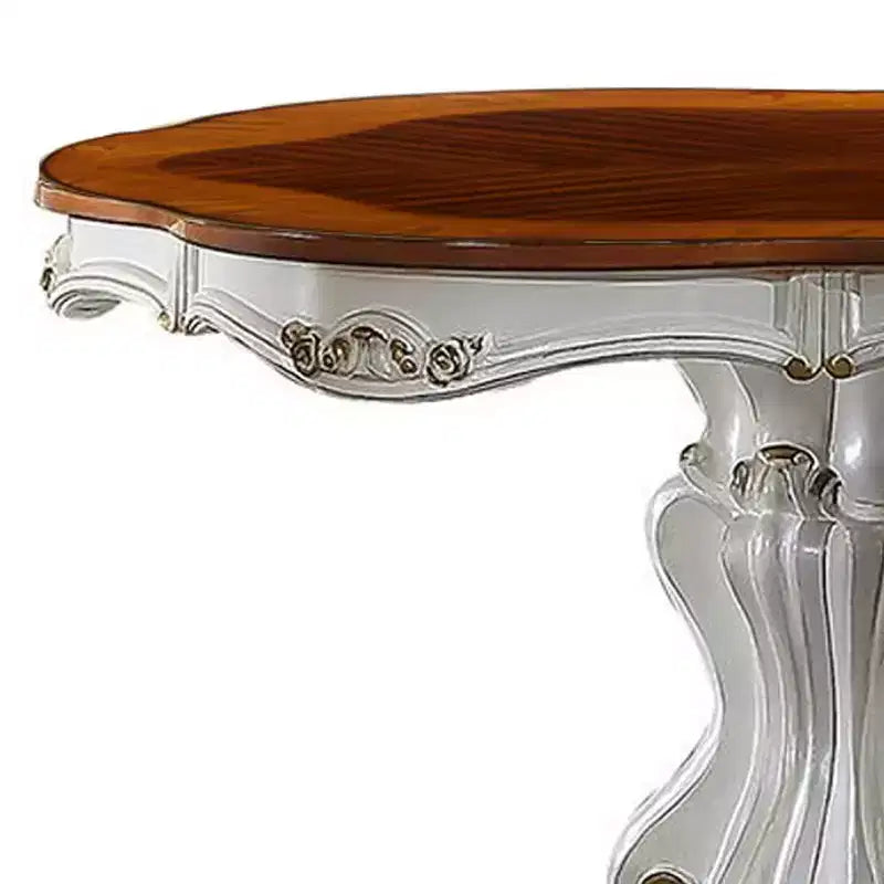Tavolino Picardy da 48" color perla anticata e rovere ciliegio - Acme Furniture: Dettagli intagliati, Forma rotonda