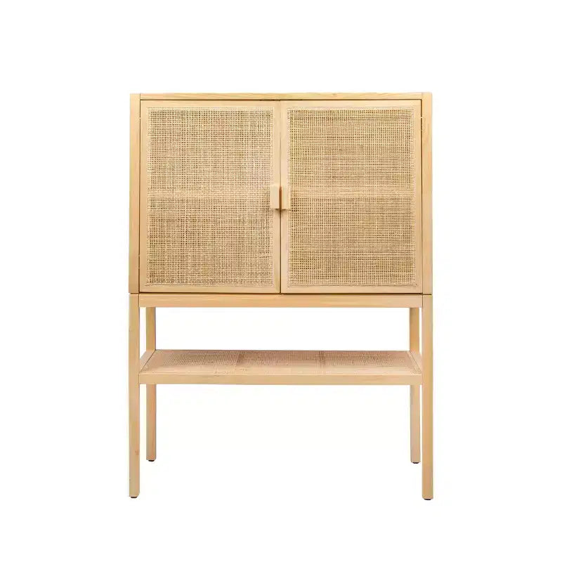 Mobile contenitore decorativo Storied Home Woven alto 119 cm, colore naturale: Rattan e Pino, 2 ante con ripiano