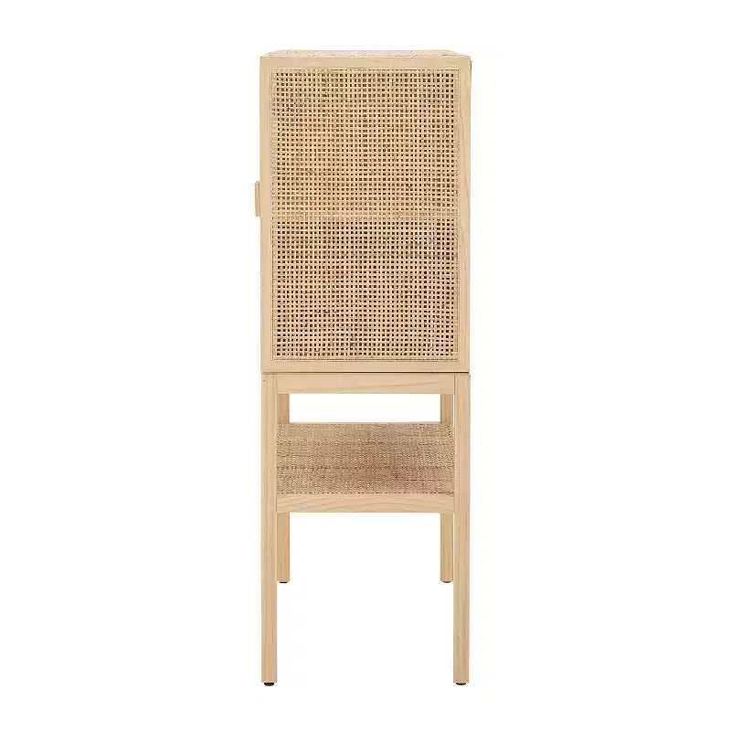 Mobile contenitore decorativo Storied Home Woven alto 119 cm, colore naturale: Rattan e Pino, 2 ante con ripiano