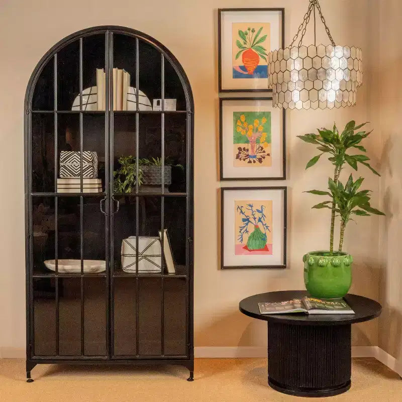 Mobile Contenitore Decorativo Storied Home Ad Arco Alto 76" Nero: Telaio in Ferro, Superficie in Vetro, Ripiani Fissi
