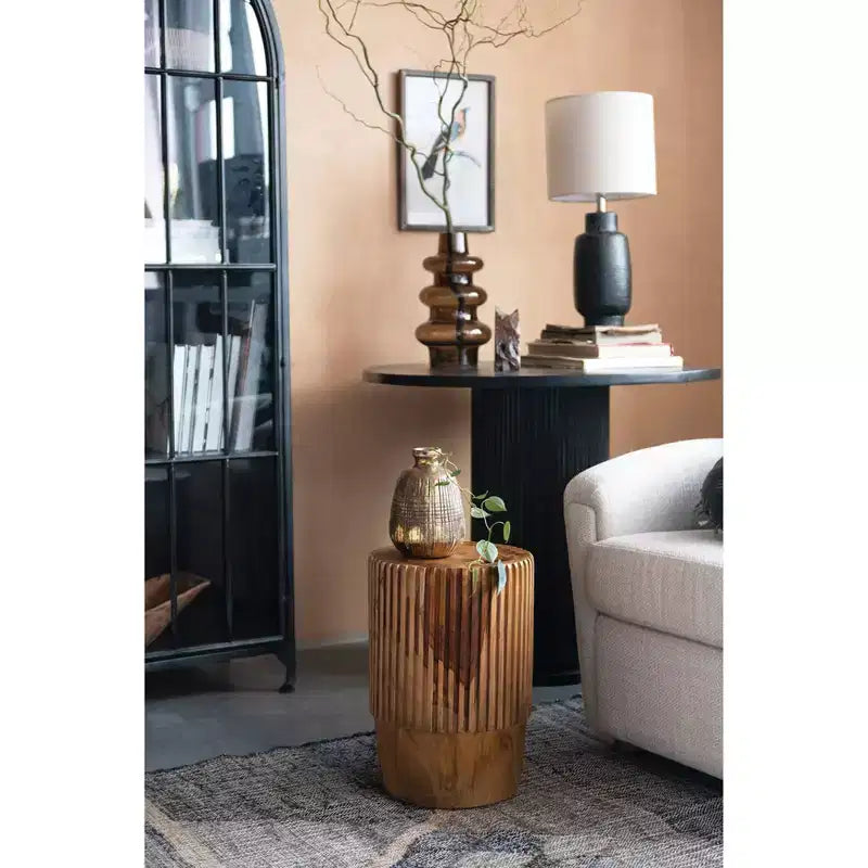 Mobile Contenitore Decorativo Storied Home Ad Arco Alto 76" Nero: Telaio in Ferro, Superficie in Vetro, Ripiani Fissi